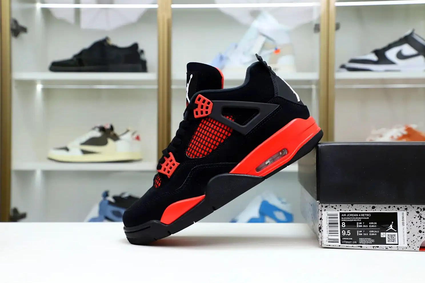 RETRO THUNDER' JORDAN 'RED 4 AIR Kimikick 0801